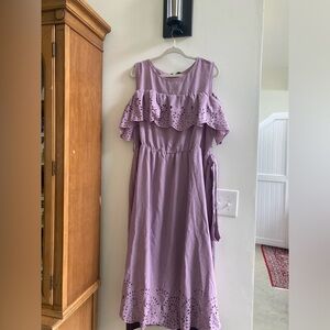 NWT 2X BloomChic Lilac Eyelet Midi Dress